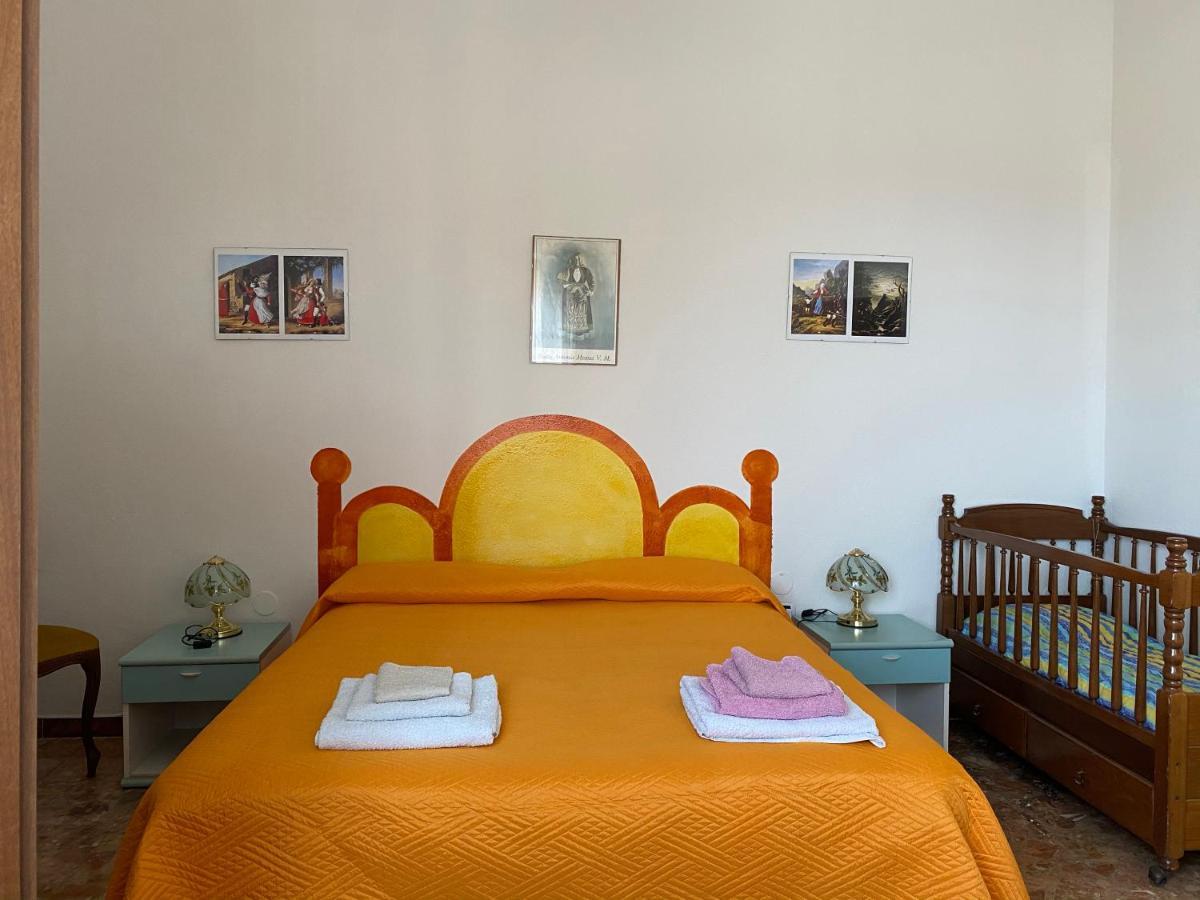 Bed And Breakfast Da Antonio - Orgosolo Luaran gambar